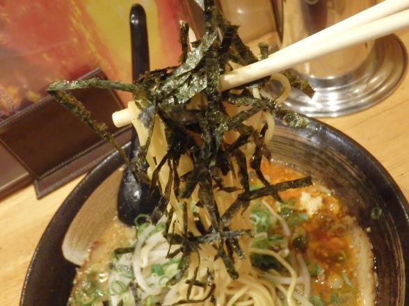 旨い!ラーメン東雲亭(しののめてい) 塚口_c0118393_1291310.jpg
