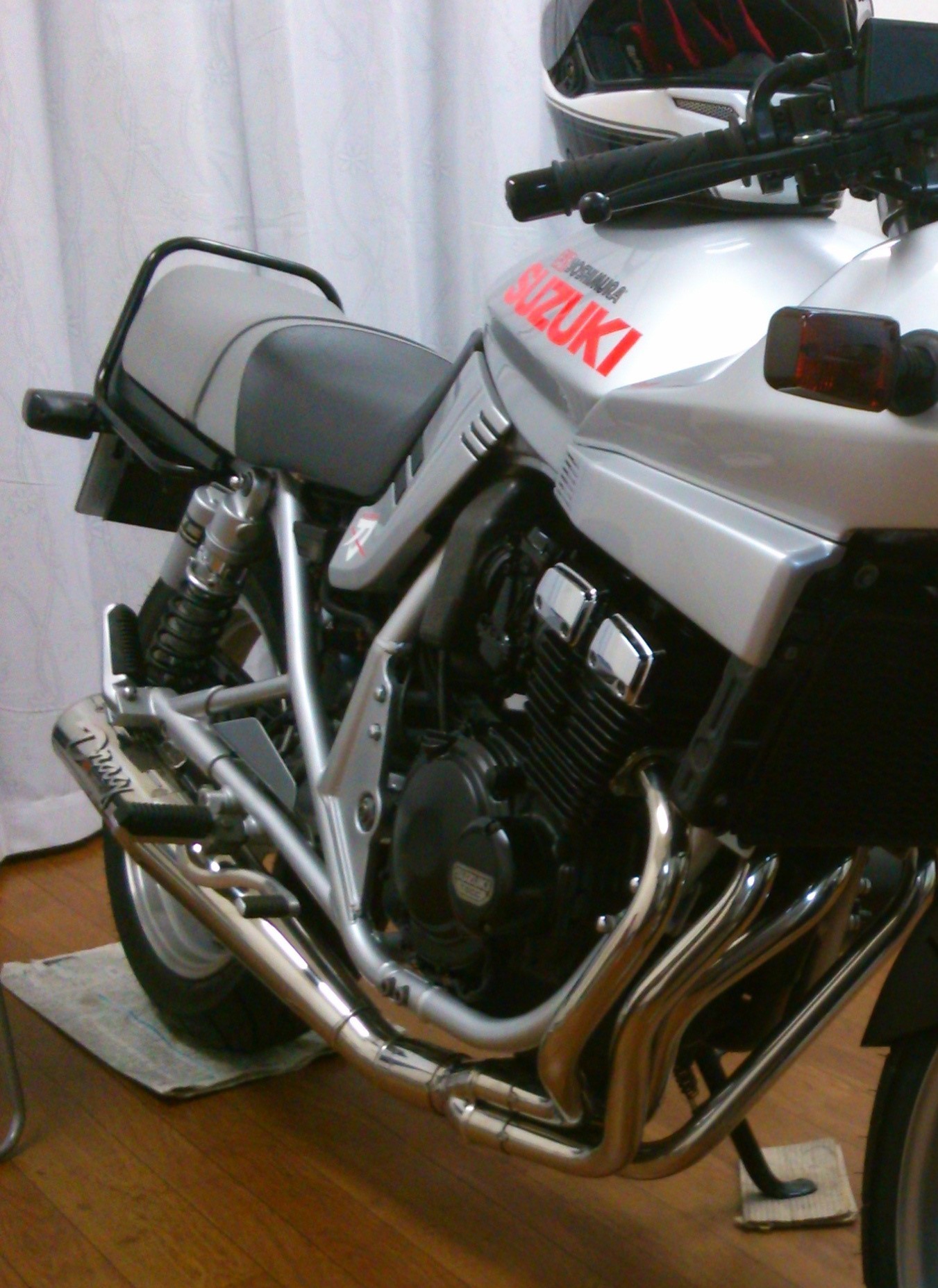 GSX400インパルス タンク タンデムバーセット | www.cestujemtrekujem.com