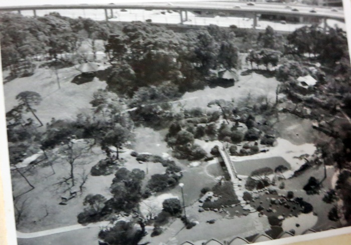 b0009849_1140430.jpg
