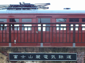 a0057057_22521932.png