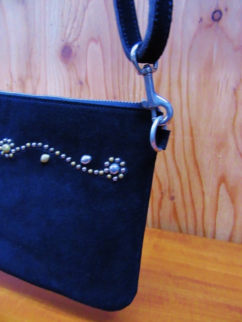 凄技です(^^♪ HTC ・・・ BLIEF CASE & Shoulder BAG (某メーカー・別注)!★!_d0152280_8193167.jpg