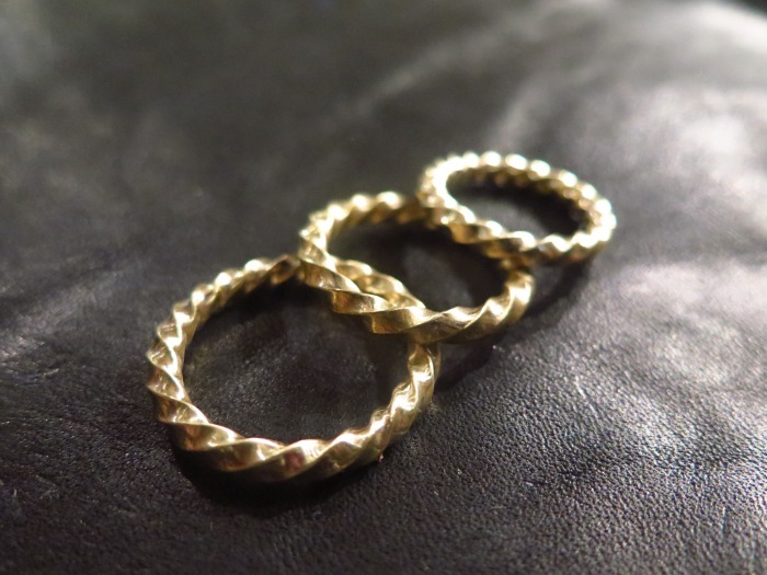 真鍮製指輪（ツイストリング）_f0137481_18572653.jpg