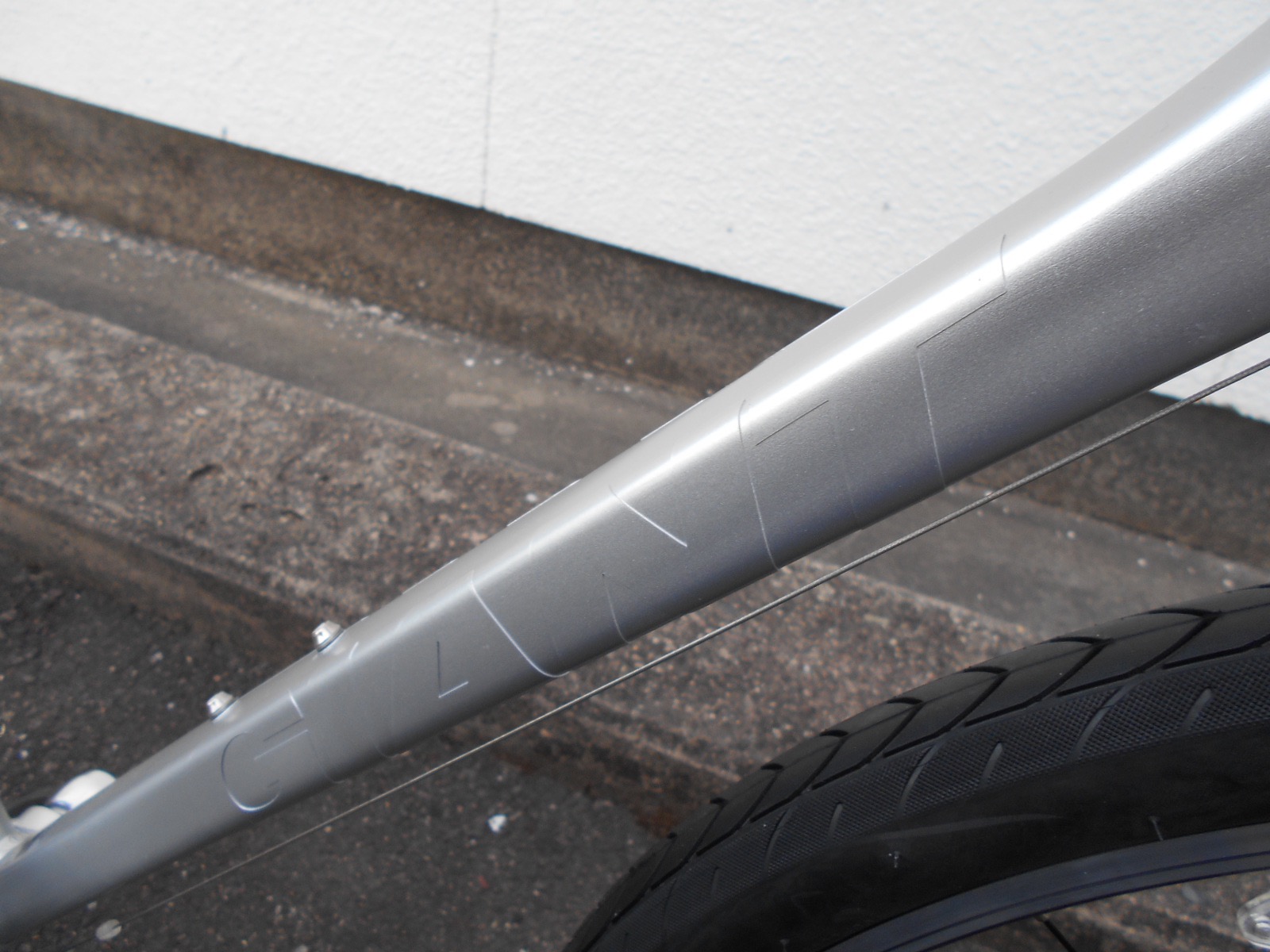 GIANTの自転車が入荷してます_b0189682_19432440.jpg