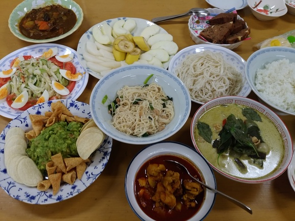 火曜朝教室<カレーフェア>_e0175020_13174232.jpg