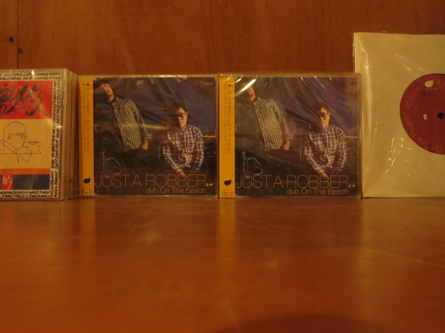 \"JUST A ROBBER - dub On The Beach\"ってこんなこと。_c0140560_16423165.jpg
