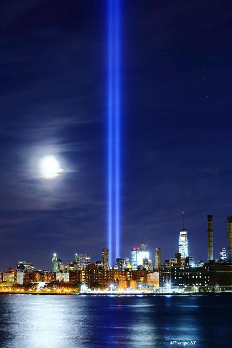 Tribute in Light 2016_a0274805_23551419.jpg