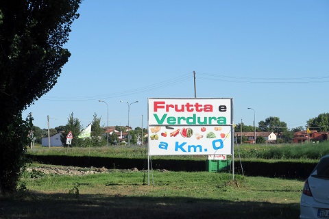 友とスイカとフェッラーラ_f0234936_63246.jpg