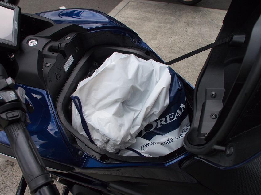 Nc750x １２ヶ月点検 風とバイクと俺と