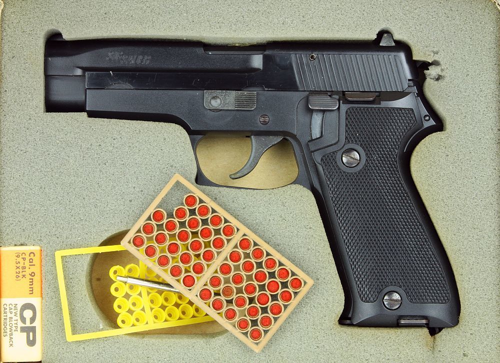 SIG-SAUER P210  by MGC_e0162444_21090032.jpg