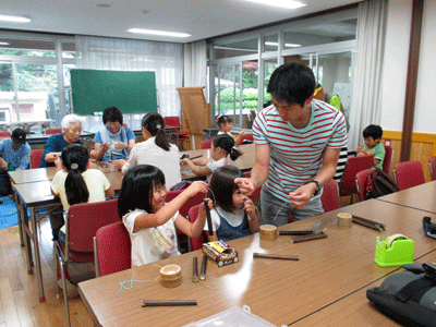 県民の森竹クラフト講座　8月28日竹わらびもちと竹風鈴つくり_f0140773_10393474.gif