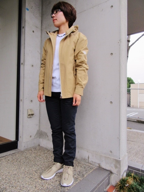 凄く洒落た稀少なNIKE 入荷しました(^^♪ ROSHE NM WOVEN_d0152280_21334798.jpg