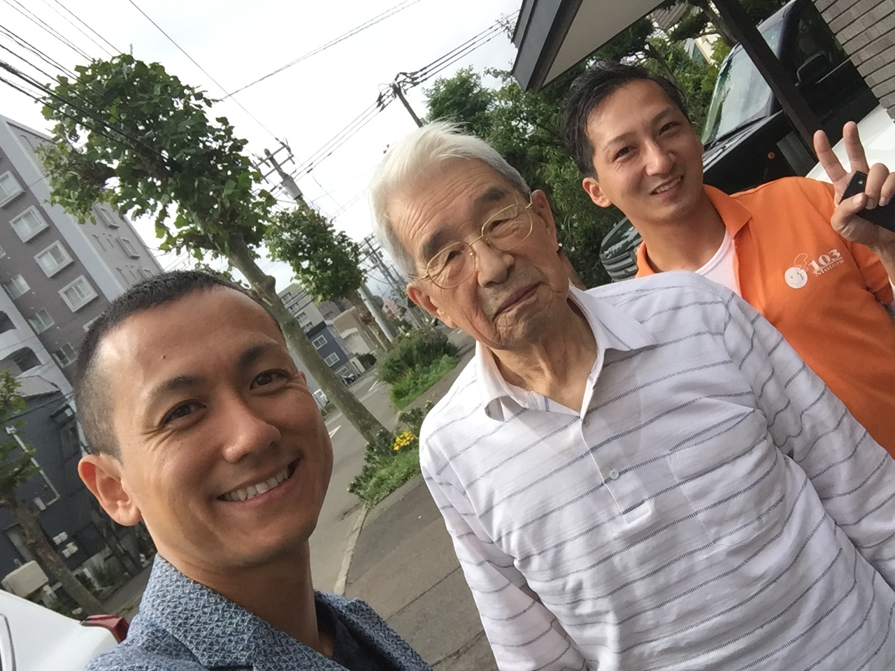 9月17日 土曜日 kenブログ 本日納車2台! ランクル ハマー アルファード_b0127002_18372453.jpg