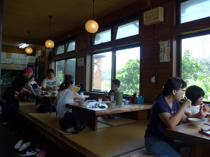 本部町「きしもと食堂 八重岳店」へ行く。_f0232060_21184964.jpg