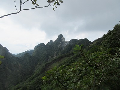 根子岳東峰（阿蘇）_a0093965_2115922.jpg