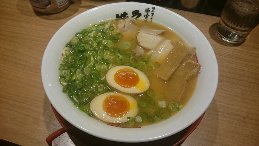 横綱ラーメン＠阪急三番街_f0051283_14472614.jpg