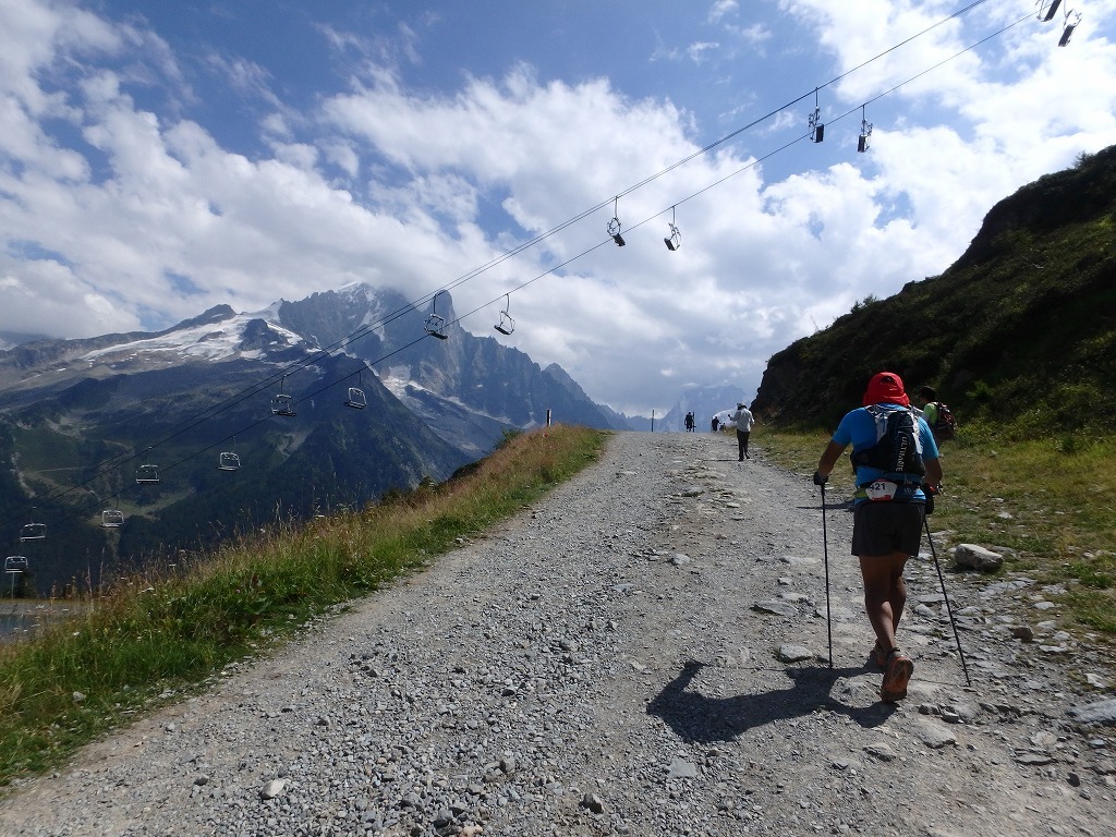 ＵＴＭＢ２０１６　レース当日（クールマイユールからゴールまで）_c0337813_17570169.jpg