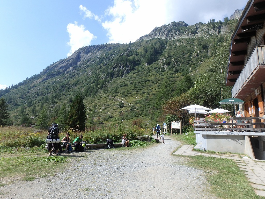 ＵＴＭＢ２０１６　レース当日（クールマイユールからゴールまで）_c0337813_17571747.jpg