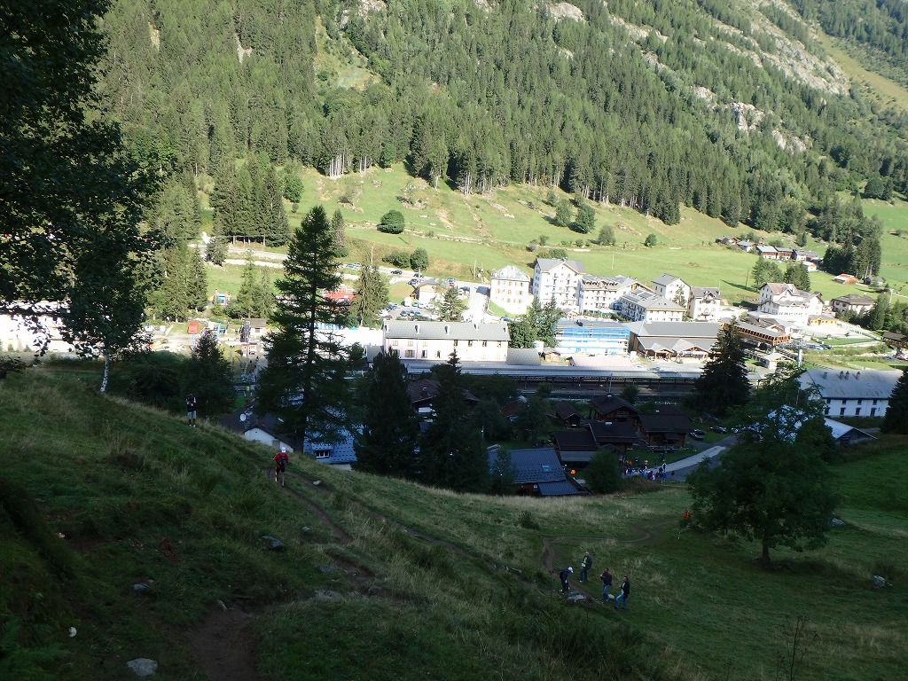 ＵＴＭＢ２０１６　レース当日（クールマイユールからゴールまで）_c0337813_17572063.jpg