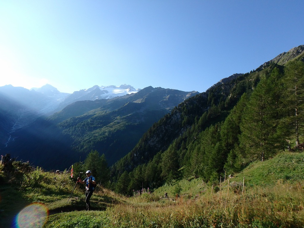 ＵＴＭＢ２０１６　レース当日（クールマイユールからゴールまで）_c0337813_17573106.jpg