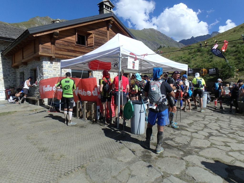 ＵＴＭＢ２０１６　レース当日（クールマイユールからゴールまで）_c0337813_17590425.jpg