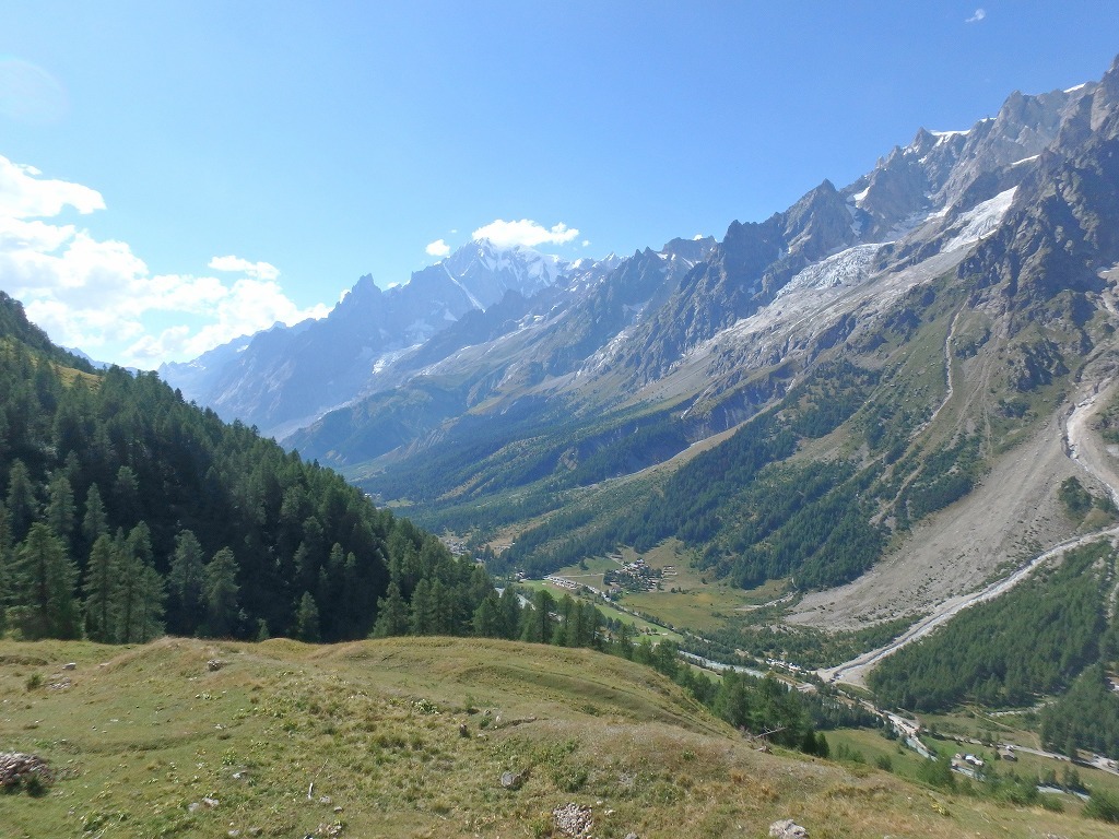 ＵＴＭＢ２０１６　レース当日（クールマイユールからゴールまで）_c0337813_17591125.jpg