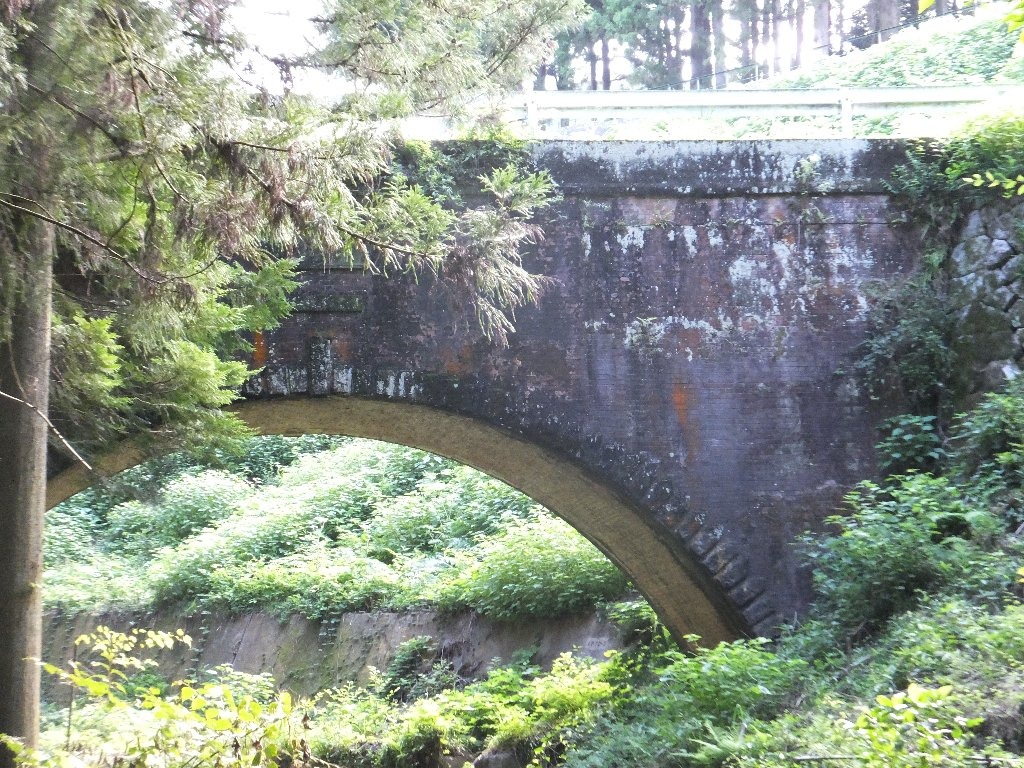 神瀬橋（脇谷橋）_c0003475_1155188.jpg