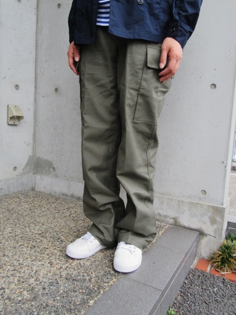 注目のMilitary ITEM ・・・ GERMAN CLOTH TRAINING PANTS!★!_d0152280_445387.jpg