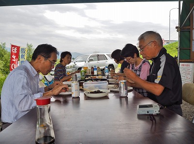 河原で鮎の丸かじり!_c0336902_118133.jpg