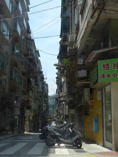 e0303726_23113113.jpg