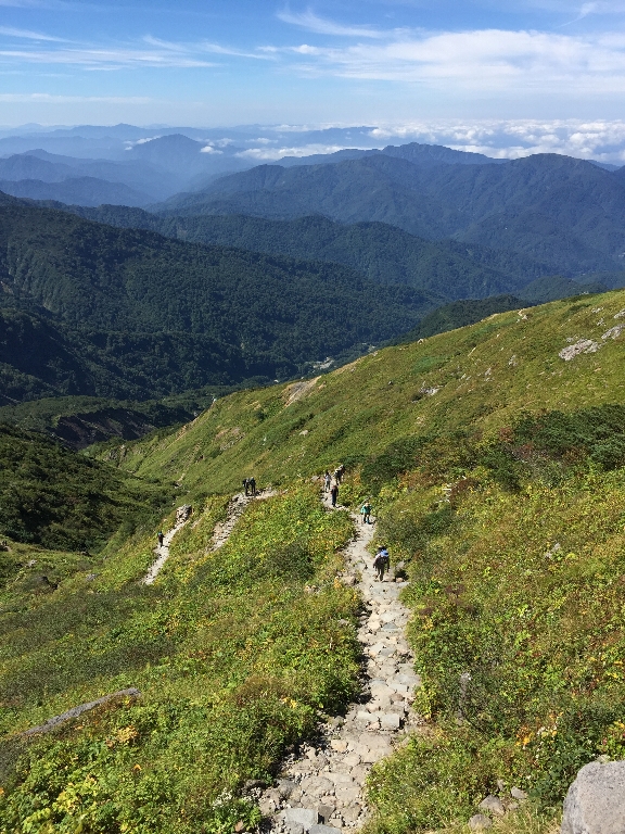 白山登山(御前峰~砂防ルート)_c0113733_2254537.jpg