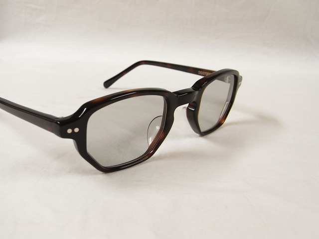 sunglass 入荷致しました_e0130546_17251945.jpg