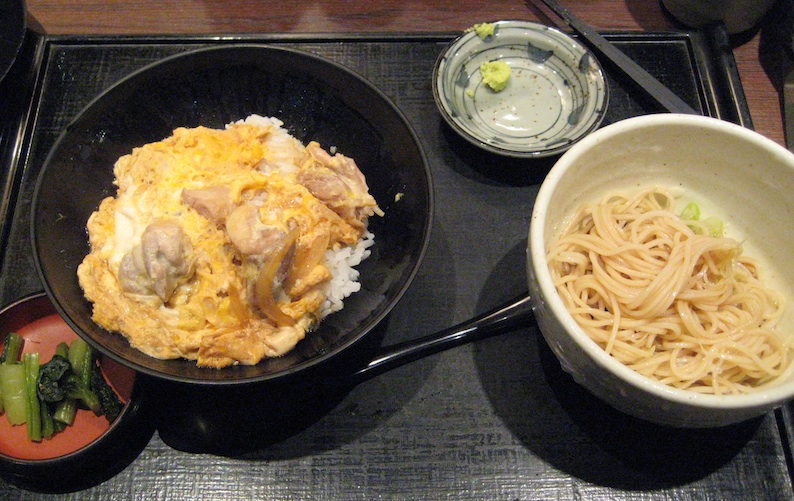 久しぶりの親子丼_b0057679_7421537.jpg