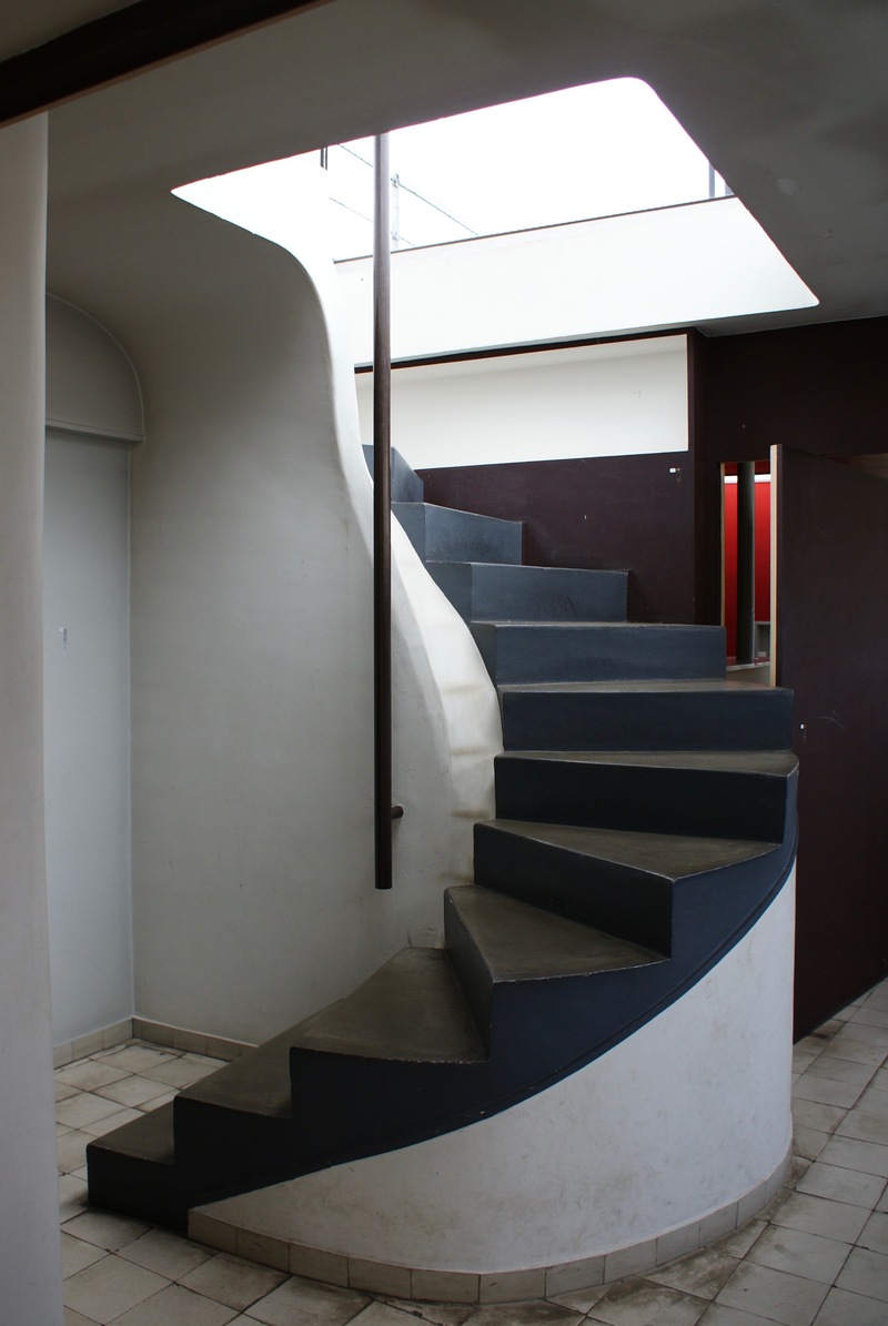 f0375079_02749.jpg