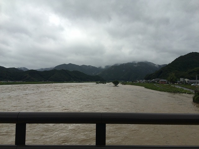 台風は大丈夫ですか?_d0177220_14592477.jpg
