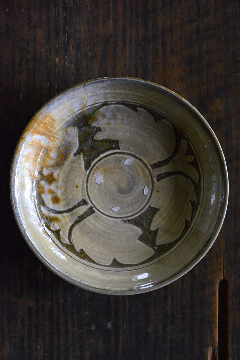 「 光藤佐 展 気韻生動 」 粉青沙器_d0087761_2022543.jpg