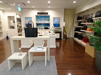 ファッションの秋、すでに来年へ?!_d0091909_132249.jpg