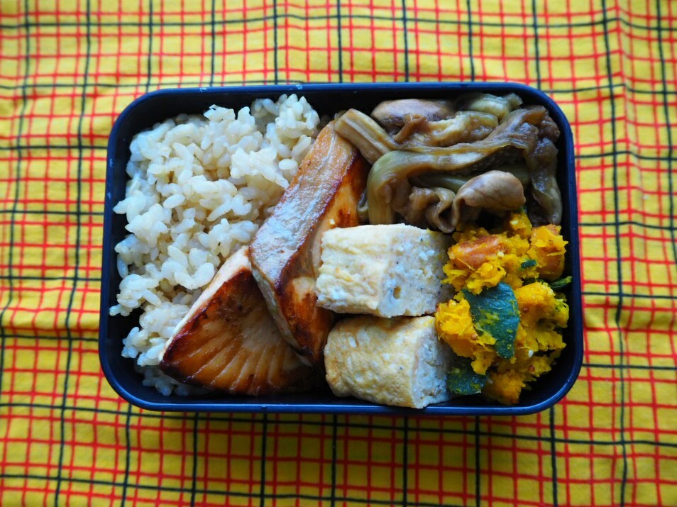 9/23(金)鮭の焼き浸し弁当_f0235947_08160984.jpg