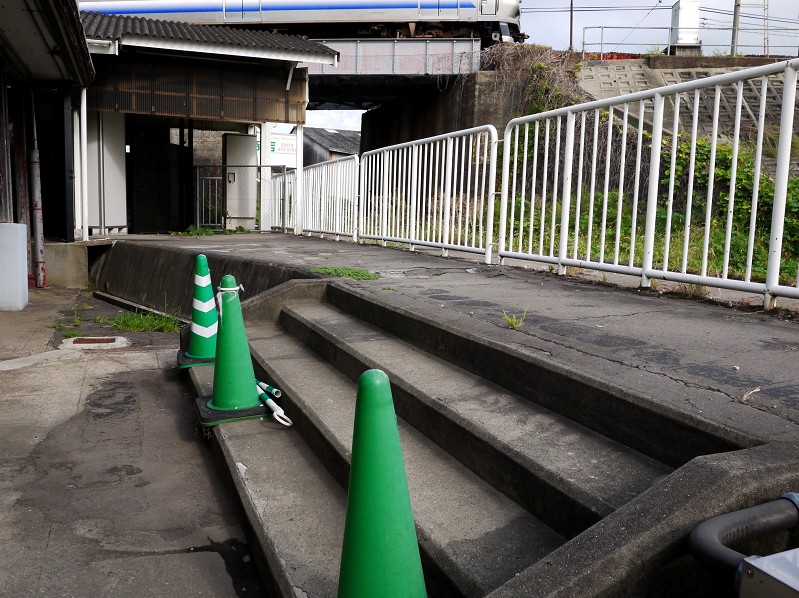 　　紀伊中ノ島駅_b0093754_234479.jpg