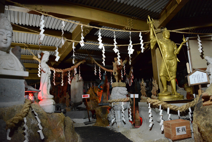 超あやしげな開運十界めぐりができる岐阜中津川の珍スポット桑原寺_e0171573_22363456.jpg