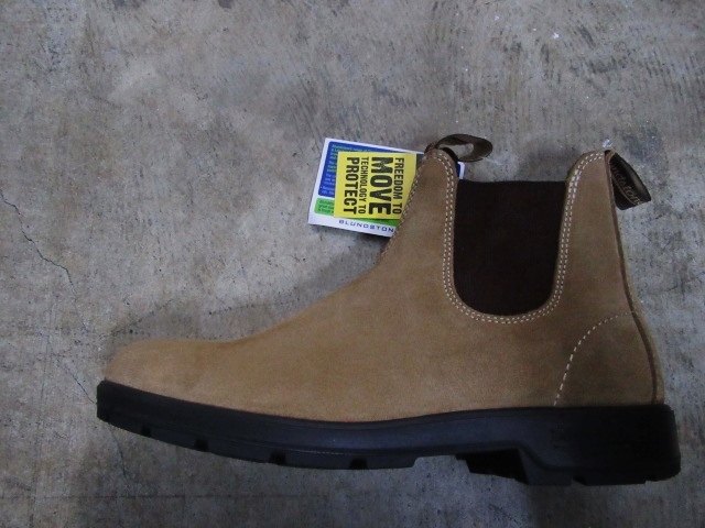 BLUNDSTONE ・・・ SIDE GORE BOOTS 今秋冬より初参戦です(^^♪_d0152280_107865.jpg
