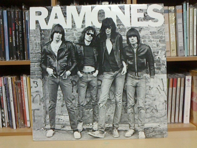 Ramones_c0104445_1735863.jpg