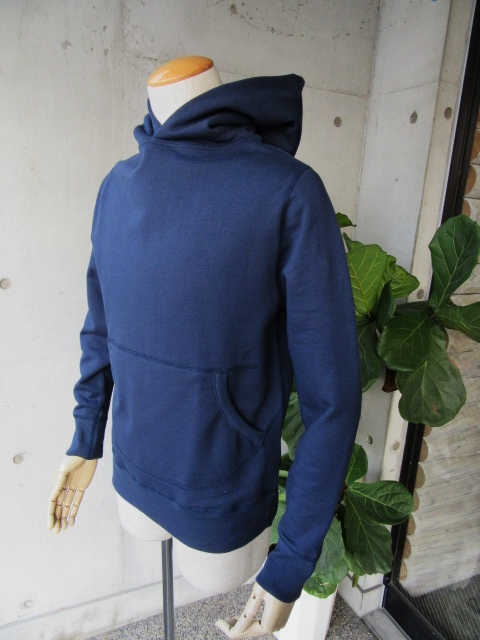 大人上品なPULL PARKA は、やはりコレ!★? BANDOL ・・・ PULL PARKA SWEAT!♪! _d0152280_2133927.jpg
