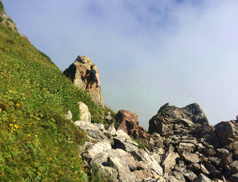 白馬鑓温泉ー祖母谷温泉　Fastpacking+Bouldering 2016/08-24-26 Day.2_b0220886_1858211.jpg