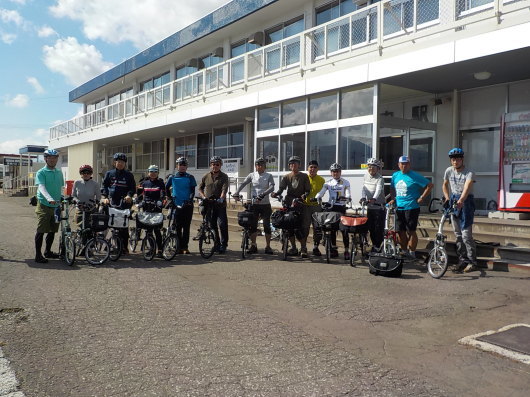 折畳自転車限定！羊蹄山４分の３周輪行ツアー２０１６_c0237410_19451166.jpg