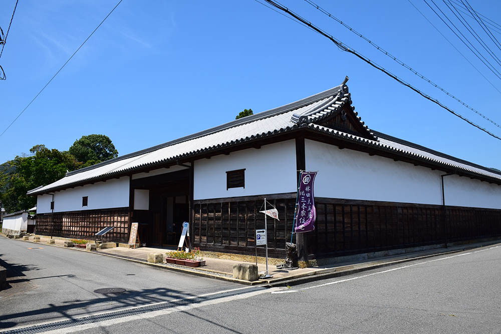 夏休み中播磨路紀行２０１６　その３　「林田大庄屋旧三木家住宅」_e0158128_18453182.jpg