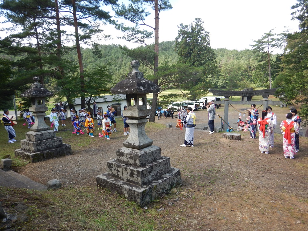 砥森神社例祭に_c0111229_18521163.jpg