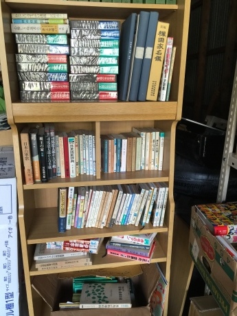 初めての本のガレージセール_a0026530_11482820.jpeg
