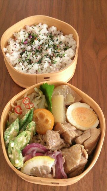 2016/9/26大根と鶏肉の煮物 ウーシャンフェン風味のお弁当_c0317717_22445630.jpg