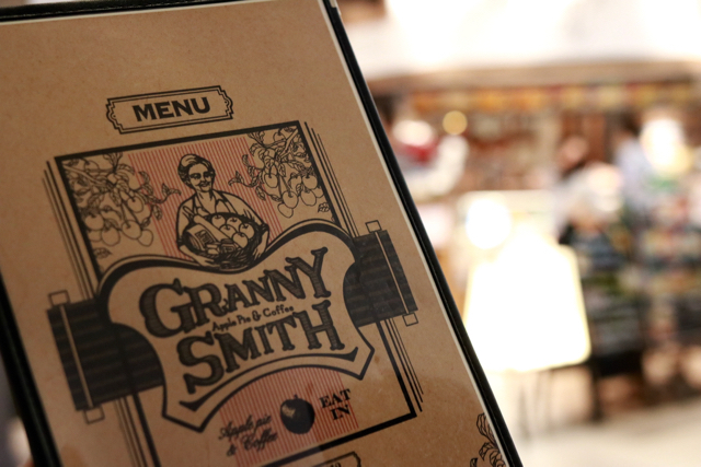 *銀座*「GRANNY SMITH APPLE PIE & COFFEE」_f0348831_22094108.jpg