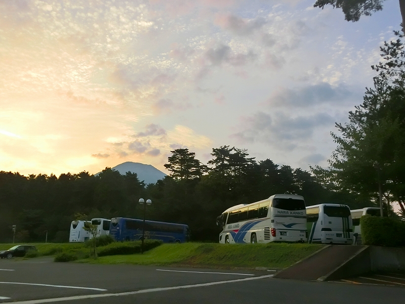 大山の夜明け そして_b0029438_2243344.jpg